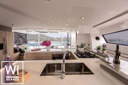 Bali 5.4 Catana Catamaran Interior 3