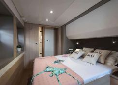 ELENA  Catana Catamaran Bali 5.4 Interior 6