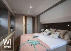 ELENA  Catana Catamaran Bali 5.4 Interior 6
