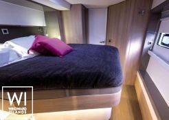 ELENA  Catana Catamaran Bali 5.4 Interior 7