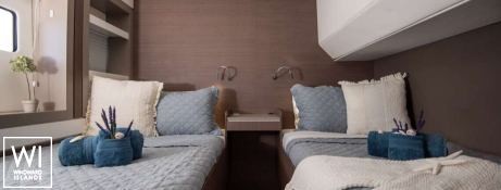 Ad Astra  Catana Catamaran Bali 5.4 Interior 16