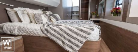 Location  Catana Catamaran Bali 5.4 Interior 16