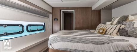 Location  Catana Catamaran Bali 5.4 Interior 19