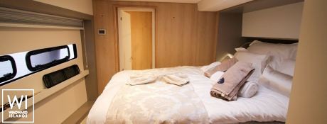 NAMASTE OF BALI  Catana Catamaran Bali 5.4 Interior 28