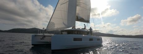 YOFF  Lagoon Catamaran Lagoon 46 Exterior 5