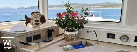 YOFF  Lagoon Catamaran Lagoon 46 Interior 7