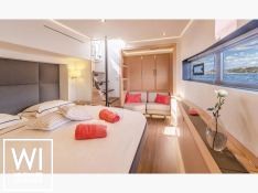 Floramye  Fountaine Pajot Alegria 67 Interior 6