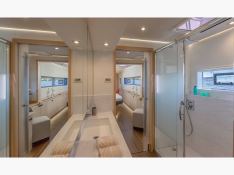Floramye  Fountaine Pajot Alegria 67 Interior 7