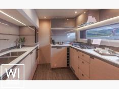 Floramye  Fountaine Pajot Alegria 67 Interior 8