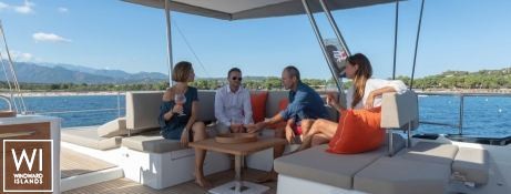 AQUA TIKI III   Fountaine Pajot Alegria 67 Exterior 8
