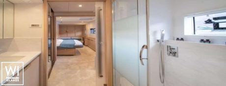 AETHER (ex NUMBER ONE) Fountaine Pajot Alegria 67 Interior 17