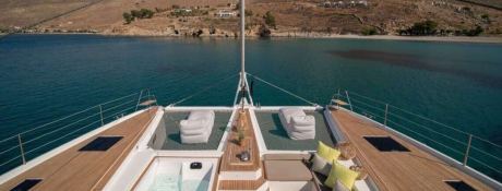 AETHER (ex NUMBER ONE) Fountaine Pajot Alegria 67 Exterior 8