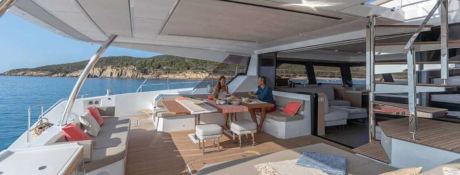LOOMA  Fountaine Pajot Alegria 67 Exterior 5