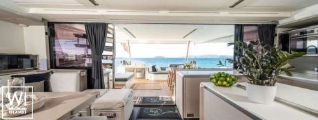 MY TY  Fountaine Pajot Alegria 67 Interior 25