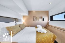 NEOW  Fountaine Pajot Alegria 67 Interior 10