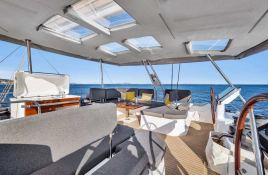 NEOW  Fountaine Pajot Alegria 67 Exterior 4