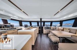 NEOW  Fountaine Pajot Alegria 67 Interior 6