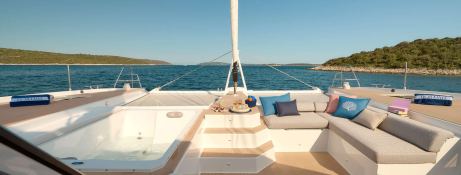 Floramye  Fountaine Pajot Alegria 67 Exterior 5