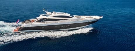 Quantum  Sunseeker Predator 108 Exterior 2