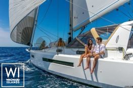 Sun Loft 47 Jeanneau Exterior 3