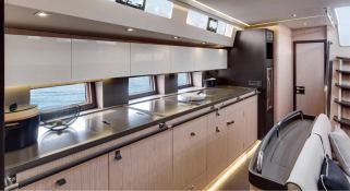 Oceanis  62 Beneteau Interior 3