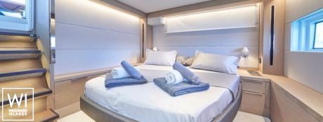 AMADA MIA  Lagoon Catamaran Lagoon 65 Interior 15