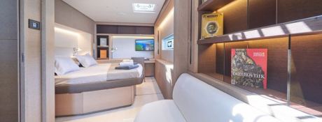 AMADA MIA  Lagoon Catamaran Lagoon 65 Interior 16