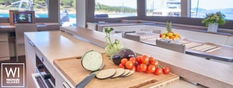 AMADA MIA  Lagoon Catamaran Lagoon 65 Interior 17