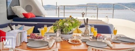 AMADA MIA  Lagoon Catamaran Lagoon 65 Exterior 9