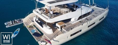AMADA MIA  Lagoon Catamaran Lagoon 65 Exterior 3