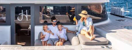 JUSTIFIED HORIZONS  Lagoon Catamaran Lagoon 65 Exterior 6