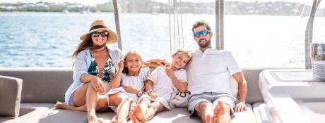 JUSTIFIED HORIZONS  Lagoon Catamaran Lagoon 65 Exterior 8