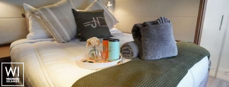 JUSTIFIED HORIZONS  Lagoon Catamaran Lagoon 65 Interior 25