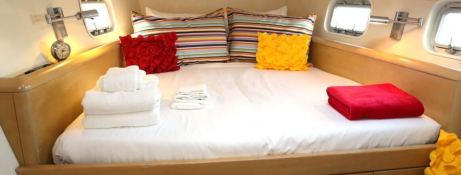 FUERTE  Lagoon Catamaran Lagoon 65 Interior 8