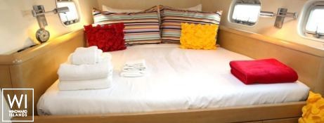 FUERTE  Lagoon Catamaran Lagoon 65 Interior 8