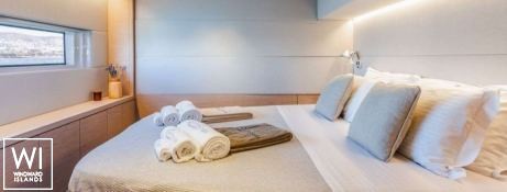 White Caps  Lagoon Catamaran Lagoon 65 Interior 10