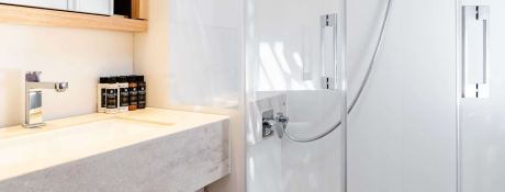 White Caps  Lagoon Catamaran Lagoon 65 Interior 13