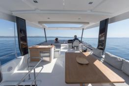 MY 44 Fountaine Pajot Interior 1