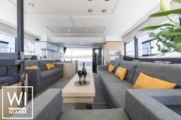 MY 44 Fountaine Pajot Interior 2