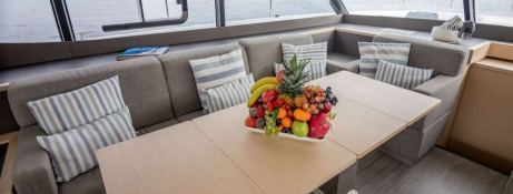 Endless Beauty  Fountaine Pajot MY 44 Interior 9