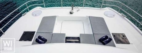 Endless Beauty  Fountaine Pajot MY 44 Exterior 7