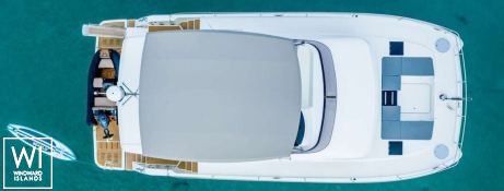 Endless Beauty  Fountaine Pajot MY 44 Exterior 3