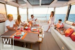 Bali 4.8 Catana Catamaran Interior 6