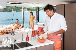 Bali 4.8 Catana Catamaran Interior 7