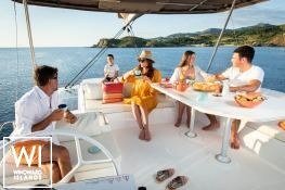 Bali 4.8 Catana Catamaran Interior 8