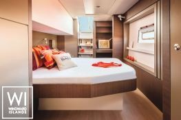 Bali 4.8 Catana Catamaran Interior 9