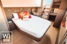 Bali 4.8 Catana Catamaran Interior 10