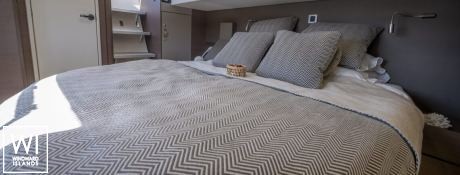 Happy Fifty  Catana Catamaran Bali 4.8 Interior 15