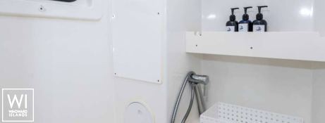 Belle Vie  Catana Catamaran Bali 4.8 Interior 14