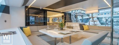 Leopard  50 Robertson & Caines Interior 4